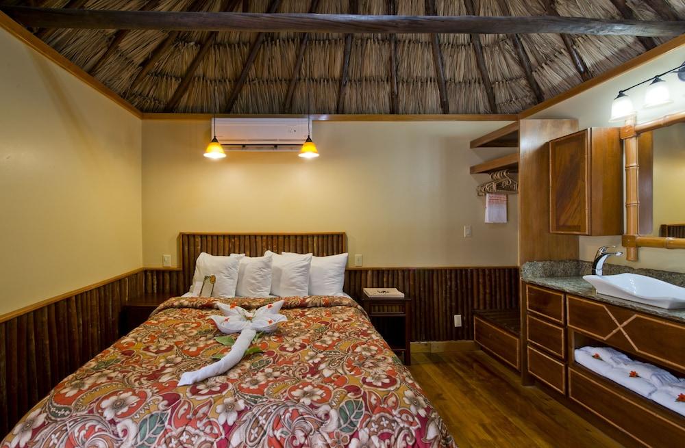 Ramons Village Resort سان بيدرو المظهر الخارجي الصورة